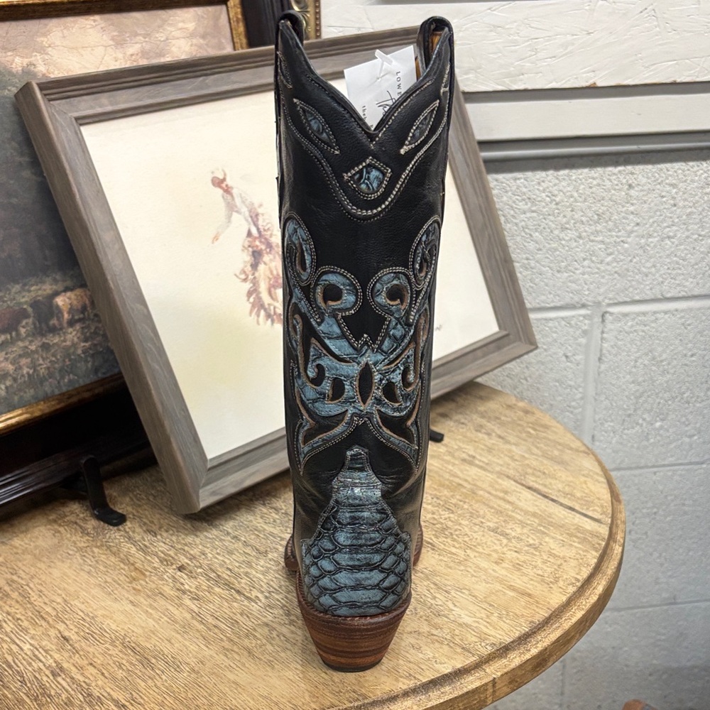 Ferrini Black & Blue Heeled Boots💙🤍 - Picture 2 of 7